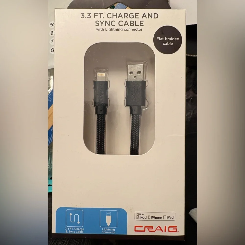 Black Sync Cable with Lightning Connector‎